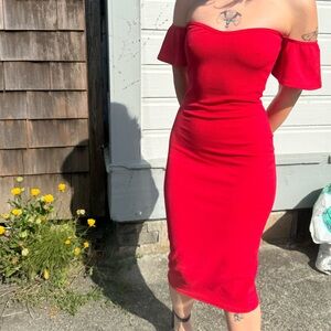 Midi off shoulder sweetheart bodycon dress